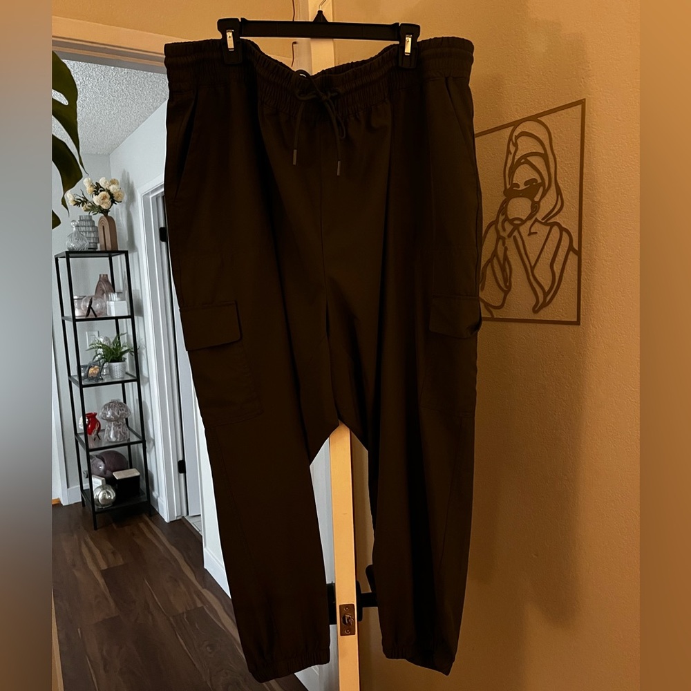 Old Navy Dark Green Joggers with Cargo Pockets